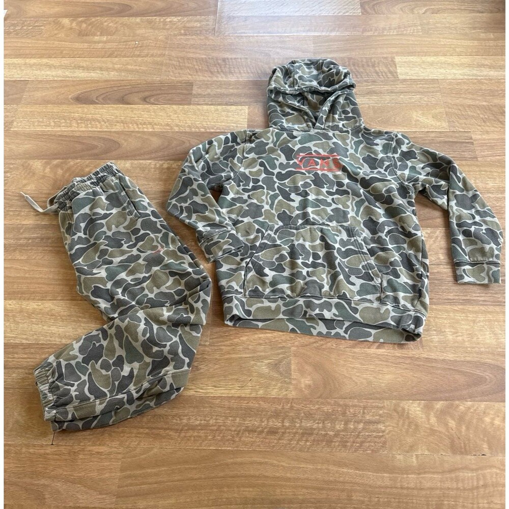 VANS  Youth size  CAMO sweat pants and hoodie set
